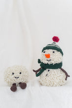 Wooly Snowman + Snowball Pattern