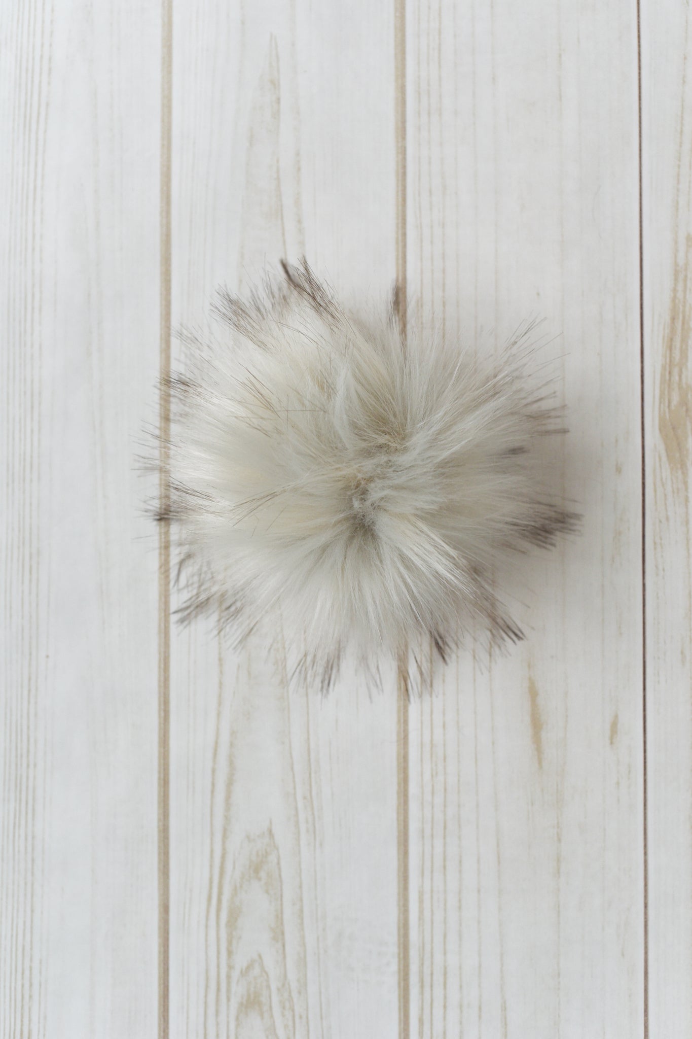 Faux Fur Pom Pom Shadow Grey, Snap Closure – Wool and Company