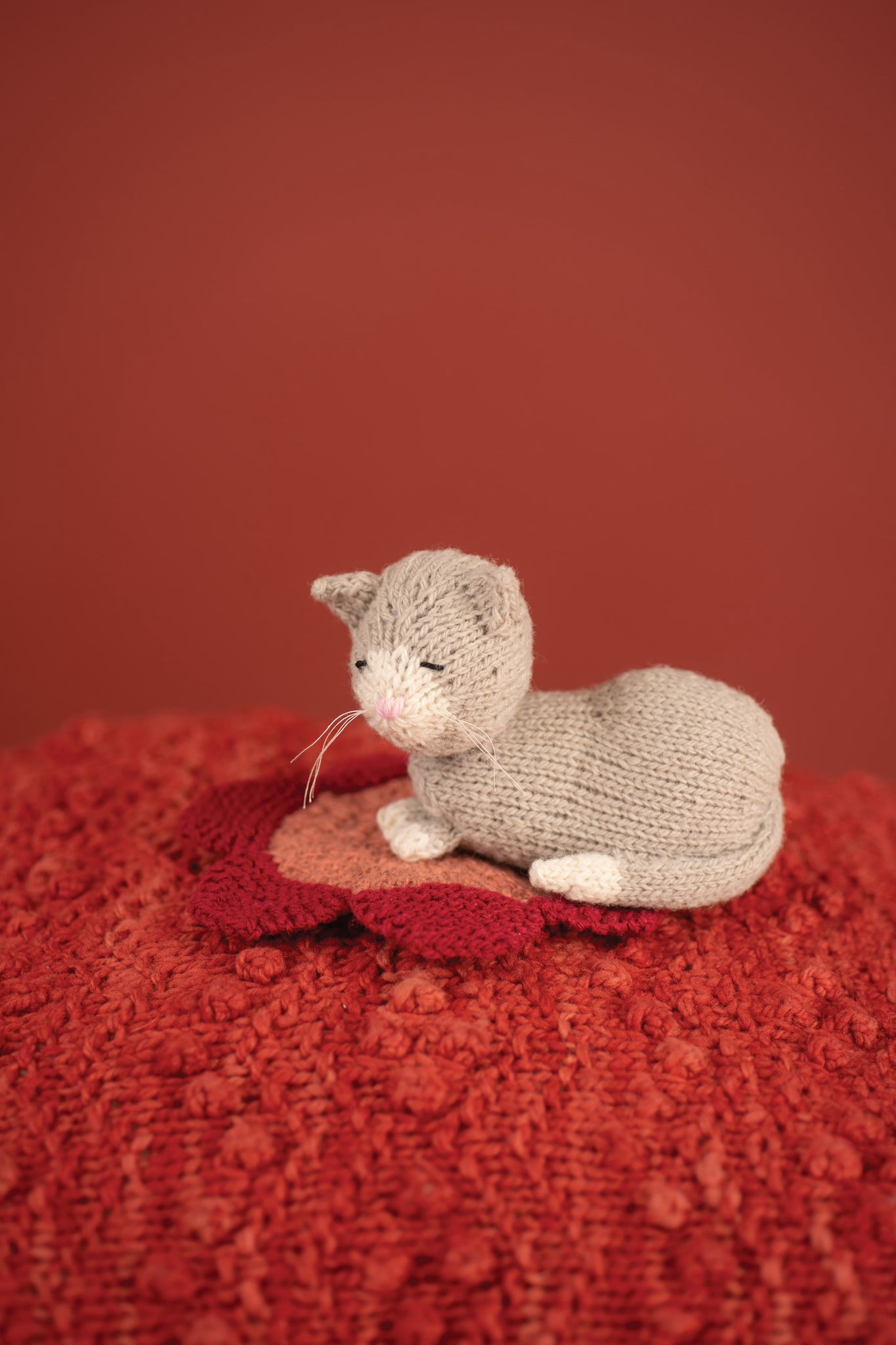 Kitten & Flower Kit – Barrett Wool Co.