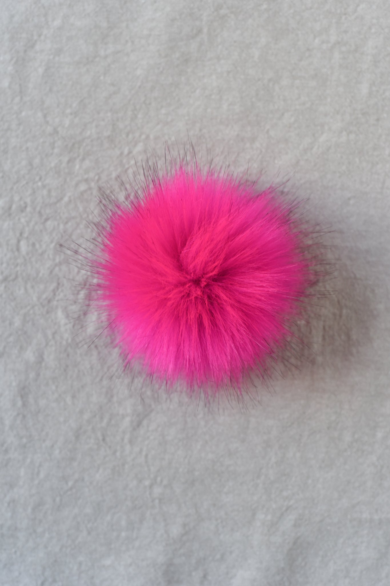 Faux Fur Pom Pom Garnet, Snap Closure