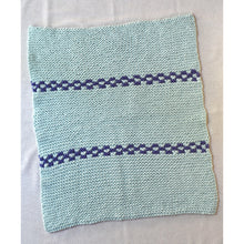 Lille En Set: Blanket, Bonnet and Vest